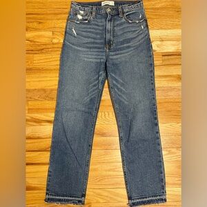 Abercrombie & Fitch Ultra High Rise Ankle Straight Jeans Size 27 4R